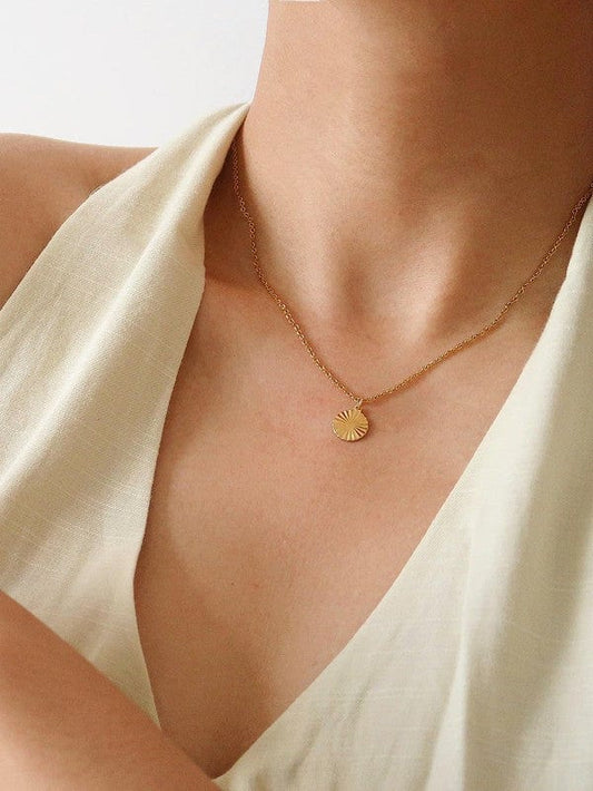 Sol Divino Necklace